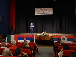 Фолклор спаја генерације - Милићевић отворио смотру у Италији