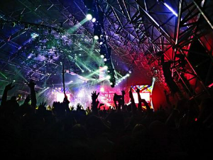 Звучни зид – Микс