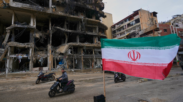 Трамп: Америчка делегација на путу за Исламабад; Техеран jош разматра учешће у разговорима