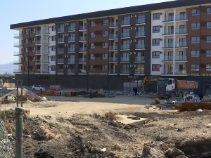 Иако је тржиште непокретности у сталном порасту, цене квадрата не падају