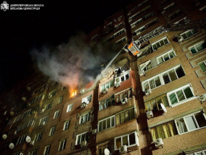 Објављен снимак: Руси погодили стамбену зграду у Дњепру; руска нафта стигла у Словачку преко "Дружбе"