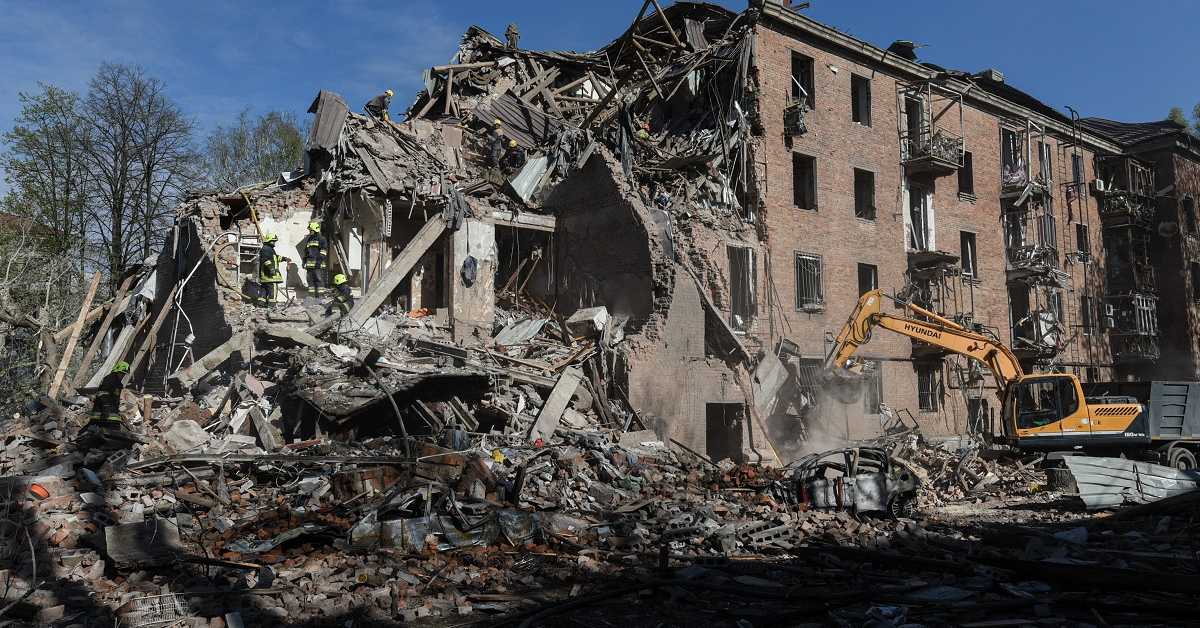 Напад на Дњепар – двоје погинуло, 21 повређен; ЕУ најављује 21. пакет санкција Русији