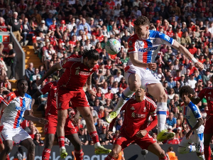 Ливерпул коначно савладао Палас, ролеркостер Тотенхема и Вест Хема за останак у лиги