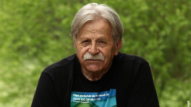 С песником у подне: Љубивоје Ршумовић: ,,Деца су украс света“