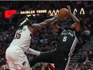 Спарси без Вембањаме начинили заокрет од плус 30 у Портланду