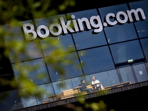 Лажни смештаји и "хитне уплате" на Букингу – МУП упозорава грађане на опрез