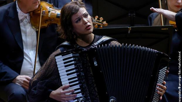 Ксенија Сидорова