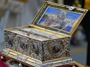 Појас Пресвете Богородице предводиће Спасовданску литију у част славе Београда