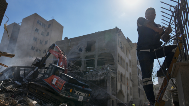 Примирје на папиру, рат на терену – Израел наставља операције у Либану, тврди да није обухваћен споразумом