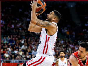 Олимпијакос победом закомпликовао Хапоелову позицију