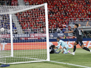 Астон вила једном ногом у полуфиналу Лиге Европе