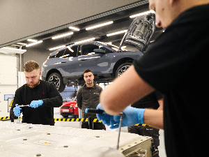 Електрична возила и пракса мајстора у Србији - најчешћи кварови и најскупље поправке