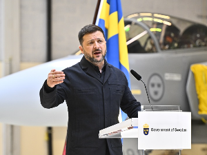 Шојгу: Напад на Кијев могао би да се догоди у сваком тренутку; Зеленски: Дипломатија не зауставља Русију, потребна помоћ САД