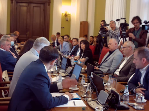 Дачић на седници скупштинског Одбора за одбрану: Сви који брукају полицију треба да буду ухапшени и удаљени из службе
