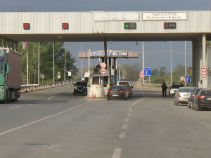 Од поноћи без наплате прелаза преко Павловића моста на Дрини, између Мачве и Семберије