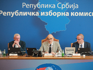 РИК: Коалиција Народна Србија да достави још 67 потписа
