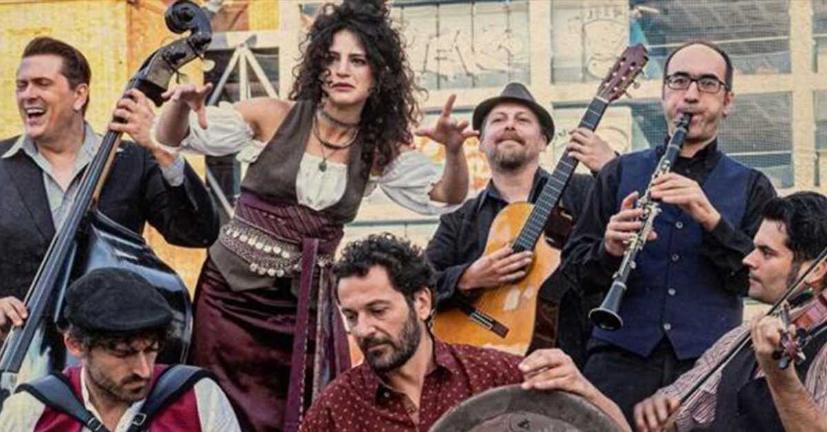 Barselona Gipsy Balkan orchestra, 1. део