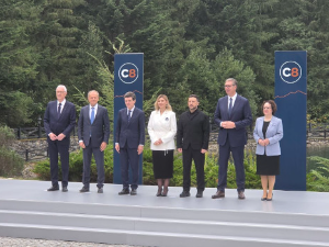 Вучић:  Време је да снажније развијамо везе са Карпатским регионом и Пољском