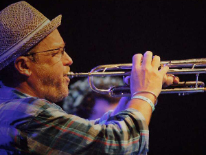 39. Београдски џез фестивал: Dave Douglas gifts trio