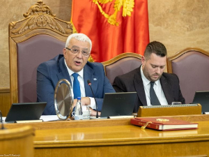 Мандић остаје на челу Скупштине Црне Горе, одбијена иницијатива опозиције