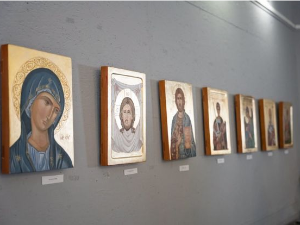 Српска култура у Мађарској - иконе и савремена уметност под кровом галерије "Круг"