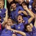 Ко игра, питање је сад?