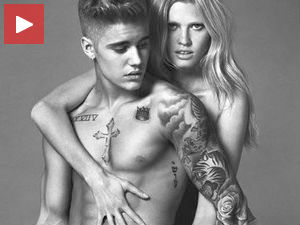 Да ли је ово најгори „Келвин Клајн“ модел до сада?