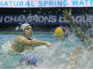 Партизан славио, Раднички поражен у Мађарској 