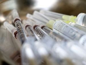 Стижу нове количине вакцина Фајзер-Бионтек и Спутњик В