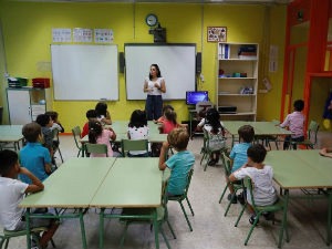 Однос родитеља и наставника