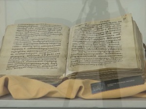 Изложба о проти Вићентију Поповићу у Чачку, изложене и старе и ретке књиге