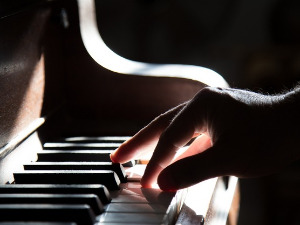  Свеци марширају 