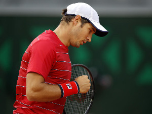 Лајовић кроз драму и пет сетова до другог кола Аустралијан опена