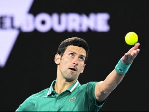 Ђoкoвић: Срцe ми je пунo кaд видим нaвиjaчe нa трибинaмa