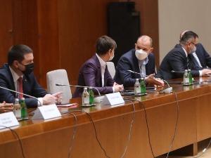 Нове мере Кризног штаба од 17. до 21. марта, ко ће све моћи да ради