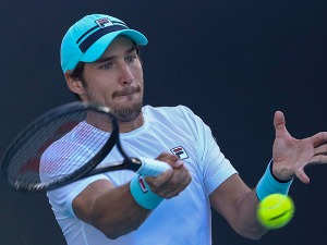 Фучович зауставио Лајовића у Дубаију, Крајиновић поражен од Хериса