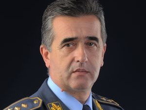 Професионалци: Генерал-потпуковник Драган Катанић, пилот