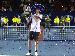 Зверев освојио Акапулко