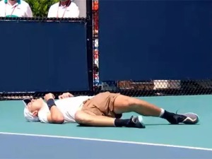 Тенис изискује надљудске напоре, Дрејпер колабирао током меча у Мајамију