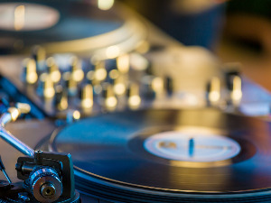  Игла на винилу - Julie London 