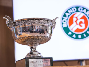 Ролан Гарос званично померен за недељу дана