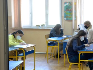 "Уз добре бројеве, од 19. априла настава се враћа у школе"