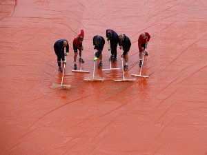 Готово је са тенисом у Монте Карлу, киша померила све мечеве за сутра