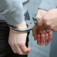 Возио брзо и без дозволе, покушао да побегне, напао полицајца