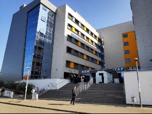 Др Јанковић: Беба рођена у УКЦ Ниш стабилно, стање породиље заражене коронавирусом забрињавајуће