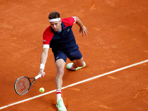 Крајиновић пао у финишу, драма и маратон у Минхену припали Штруфу