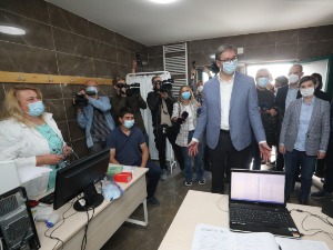 Вучић у Звечки: Вакцинишите се, заштитићете и себе и друге