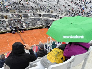 Паклена субота пред Новаком - киша зауставила Ђоковића и Циципаса