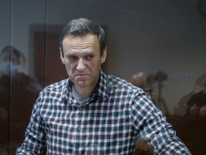 Затворска служба: Наваљни се опоравља од штрајка глађу