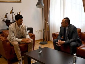 Ђоковић се састао са Вулином: Спорт доприноси правилном развоју деце и омладине